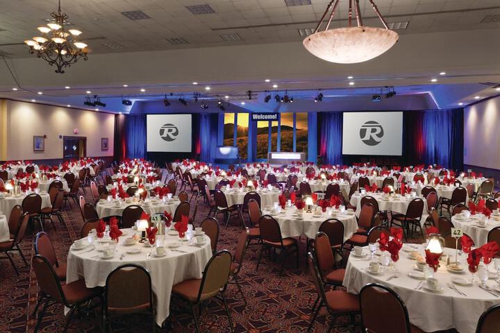 Bismarck Hotel and Conference Center