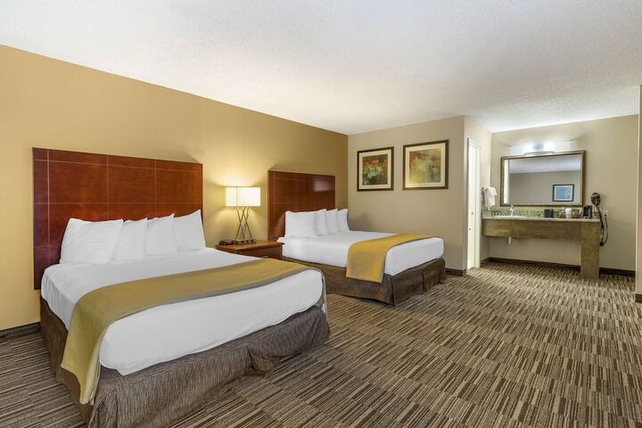 Best Western Sunday House Inn