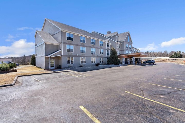 Sleep Inn & Suites near Spirit Mountain