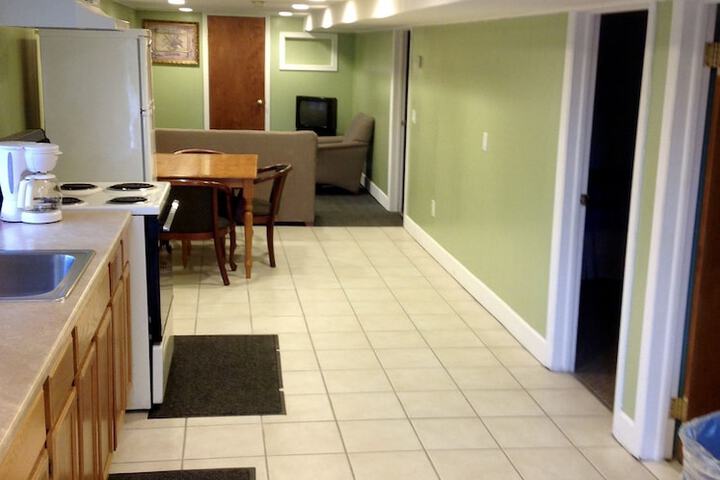 Room 9 of 38