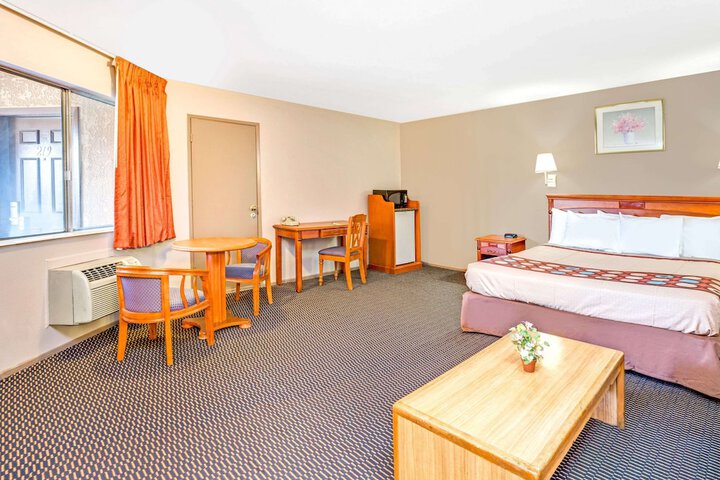 Room 13 of 13