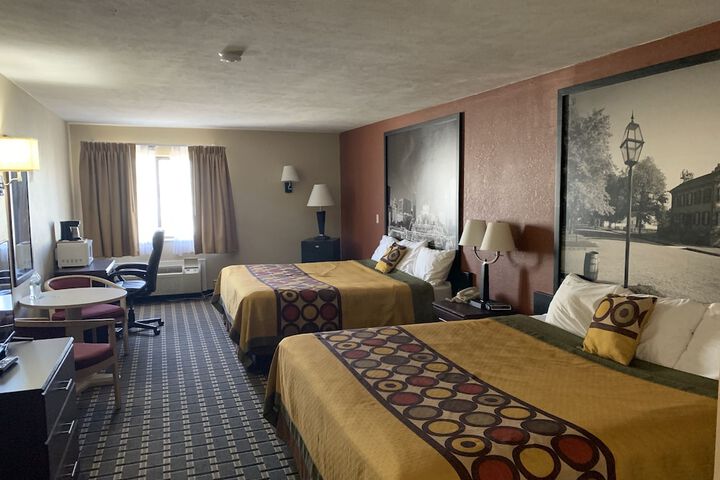 Room 11 of 26