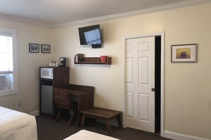 Room 51 of 65