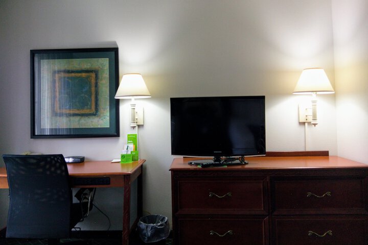 Room 18 of 39