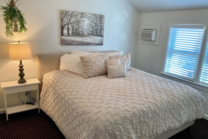 Room 46 of 79