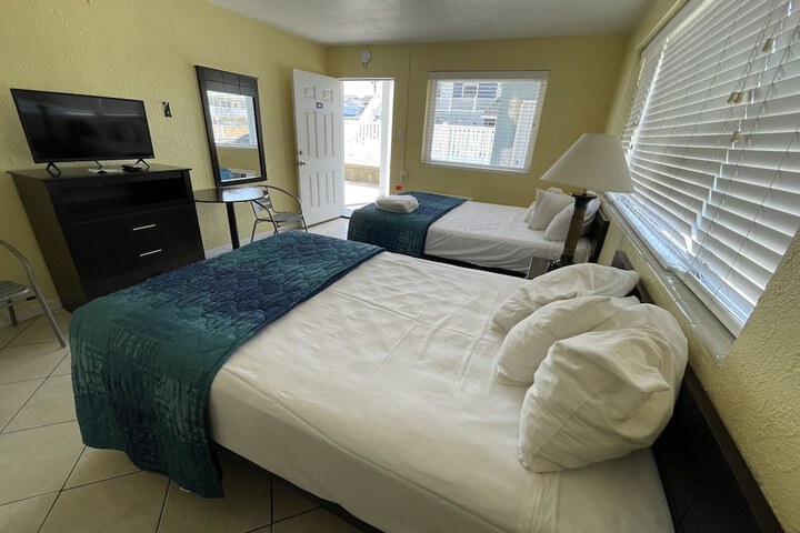 Room 61 of 70