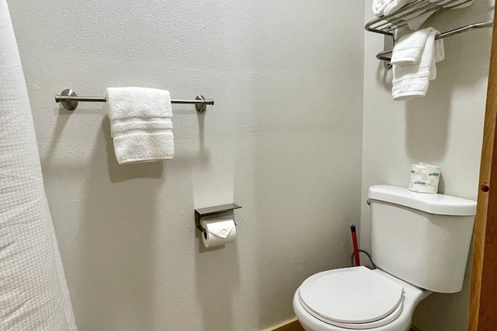 Room 20 of 23