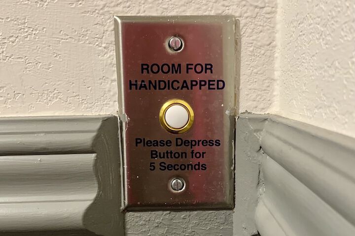 Room 34 of 42