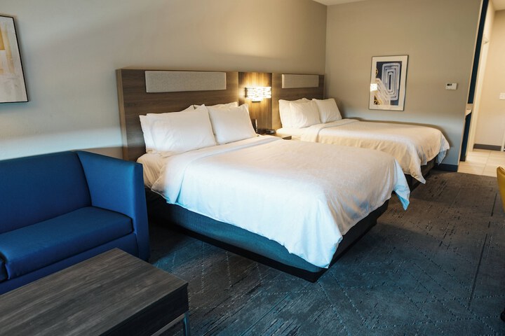 Room 41 of 70