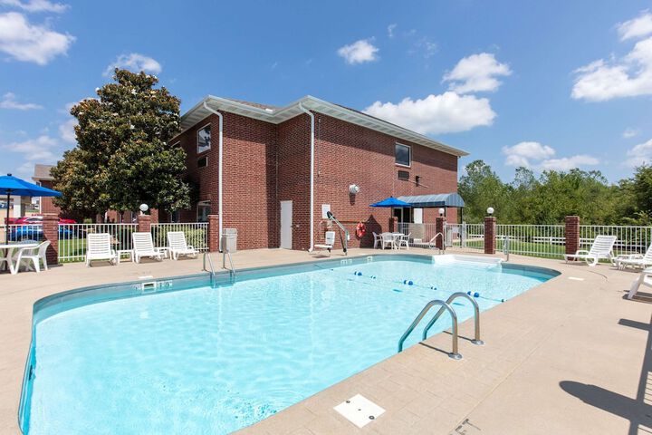 Quality Inn & Suites Mountain Home North