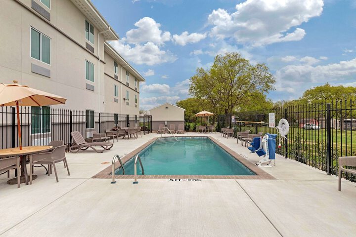 Pool 5 of 38