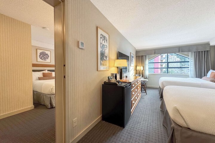 Room 32 of 42