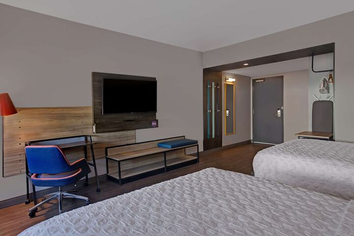 Room 19 of 36