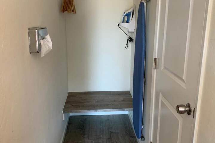 Room 30 of 59