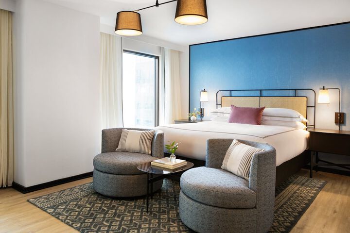 Room 47 of 150