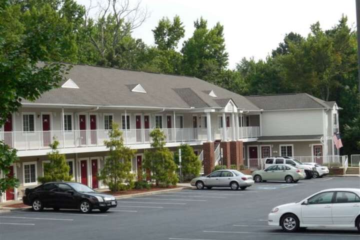Affordable Suites Salisbury