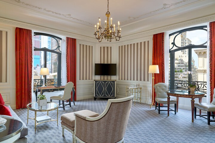 Room 21 of 31