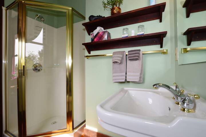 Room 10 of 51