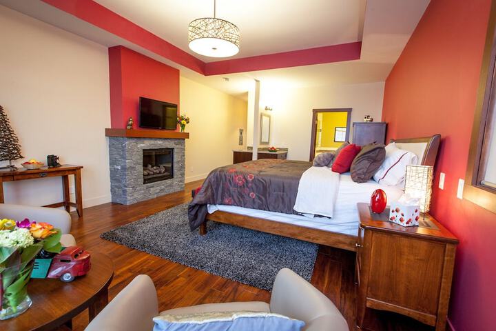 Room 9 of 26