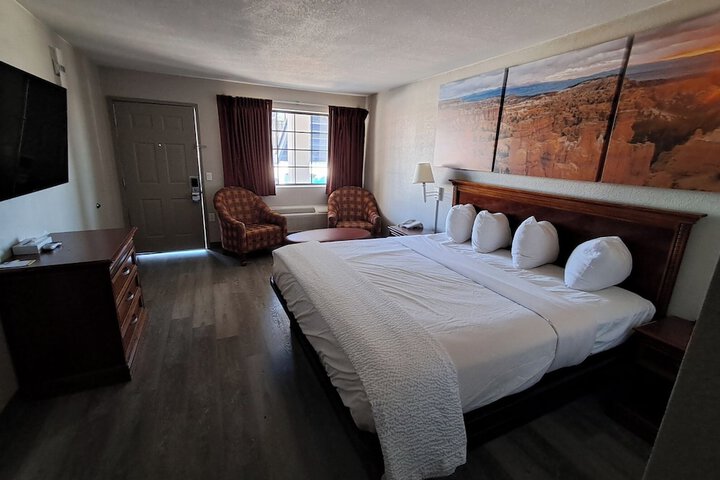 Days Inn by Wyndham Safford AZ