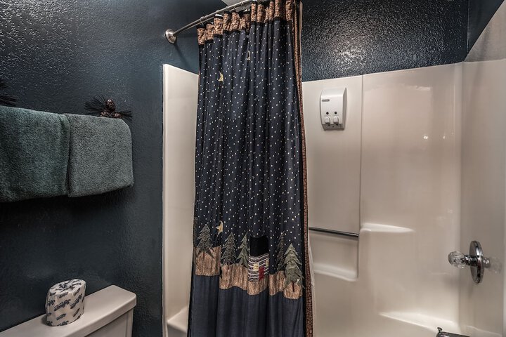 Room 20 of 66