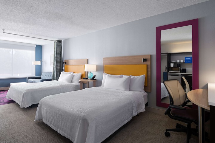 Room 15 of 40