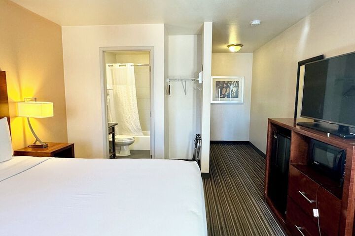 Rodeway Inn