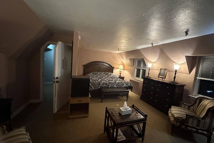 Room 55 of 65