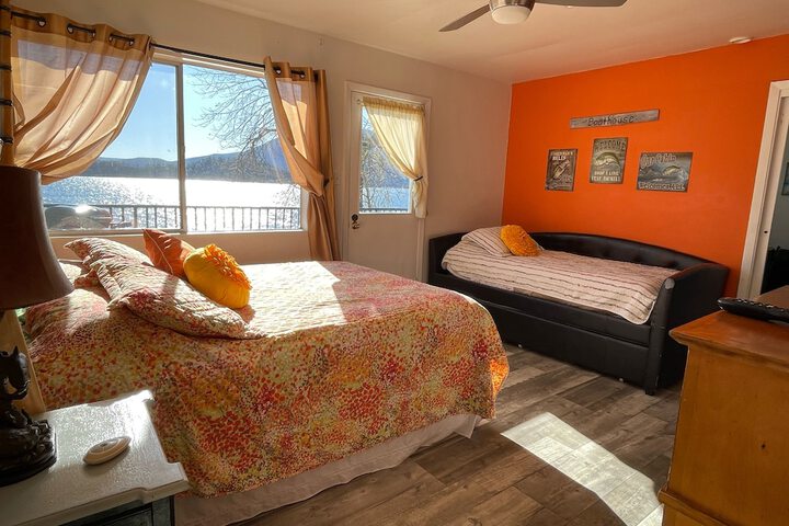 Room 49 of 111