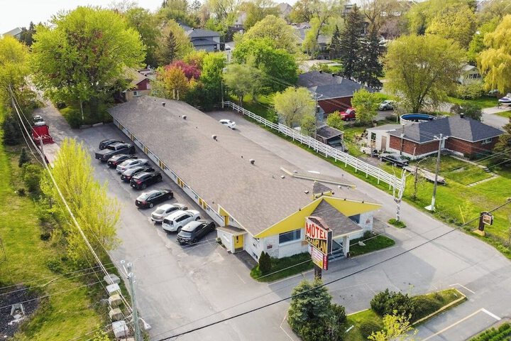 Motel Champlain