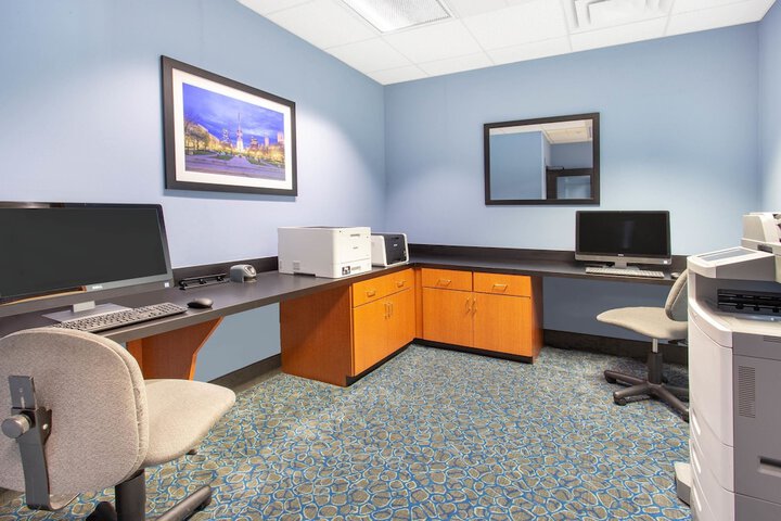 Business Center 58 of 59