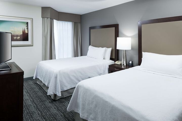 Room 20 of 28