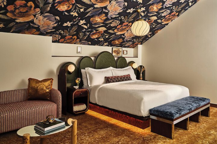 Room 41 of 66