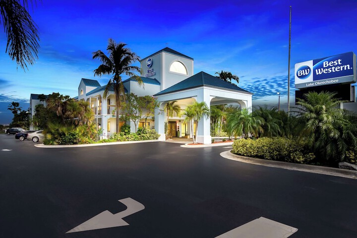 Hotel 3 of 27