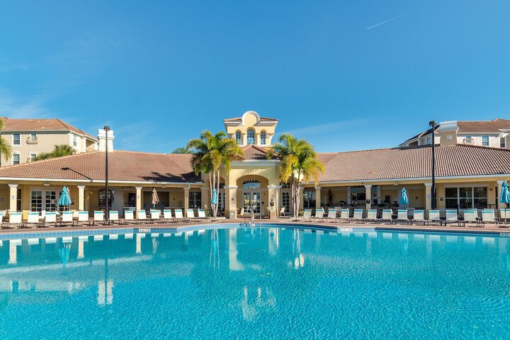Pool 3 of 10