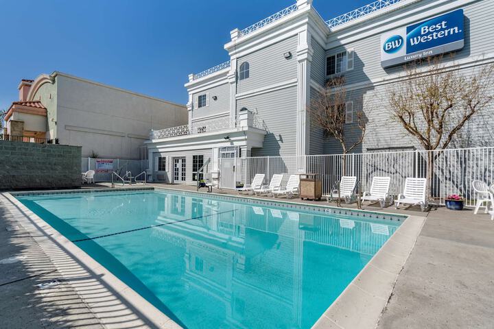 Pool 7 of 48