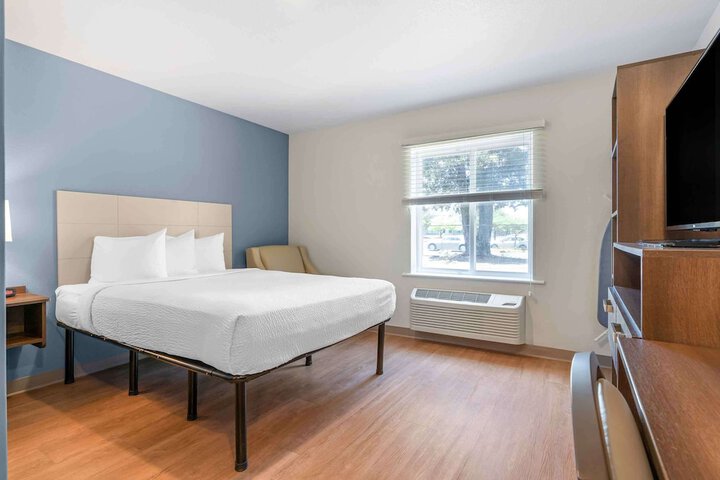 Room 21 of 30