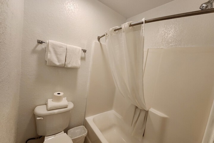 Silver Saddle Motel