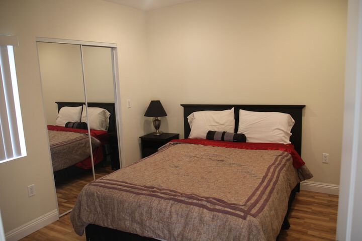 Room 13 of 25