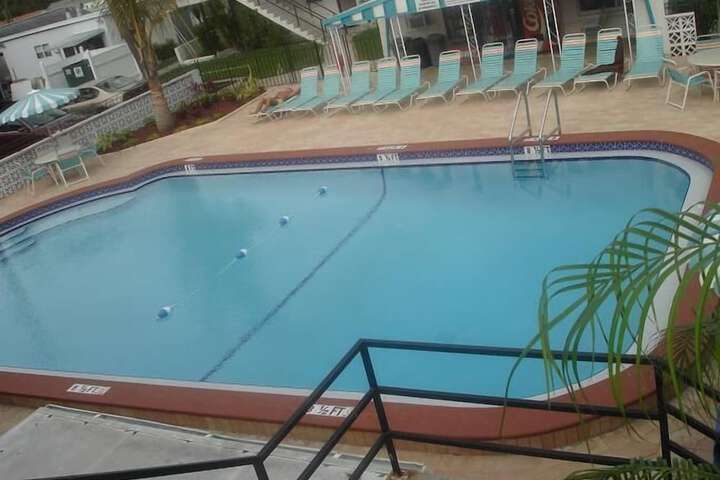 Pool 3 of 15