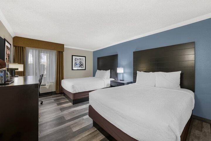 Best Western Airport Albuquerque InnSuites Hotel & Suites