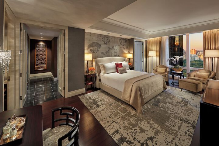 Room 15 of 104