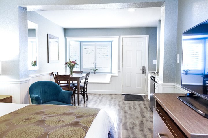 Room 63 of 138