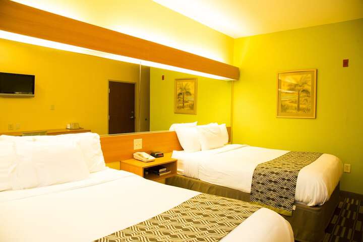 Room 13 of 46