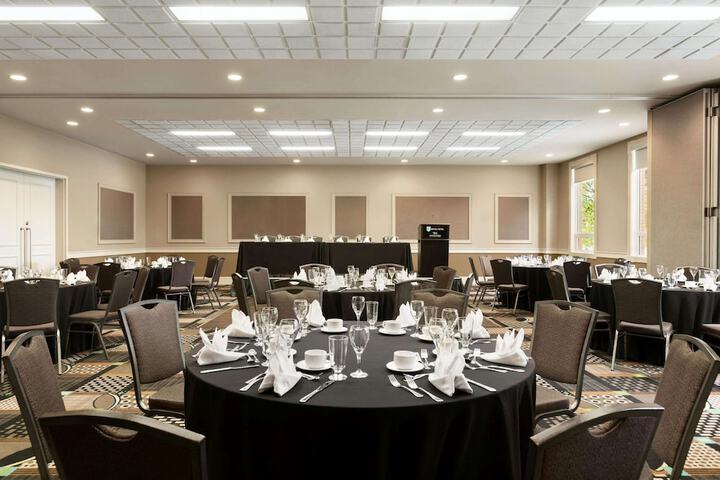 Ballroom/Hall 60 of 67