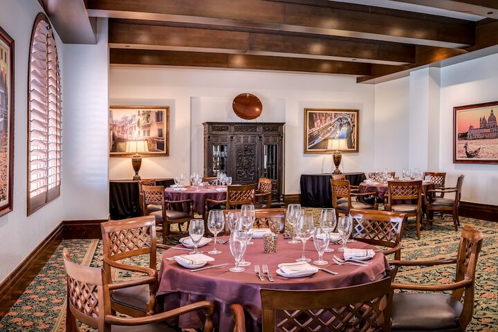Dining 70 of 172