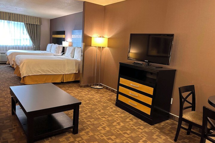 Room 9 of 21