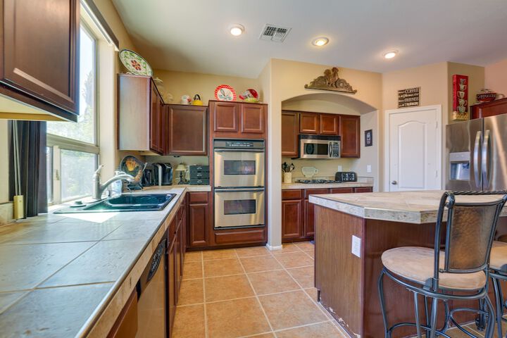 Spacious Maricopa Home Rental w / Pool & Hot Tub!