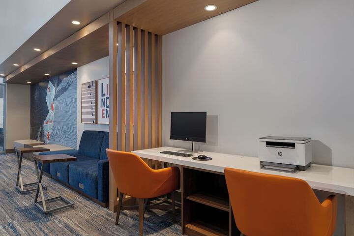 Holiday Inn Express & Suites Linden – Newark South by IHG