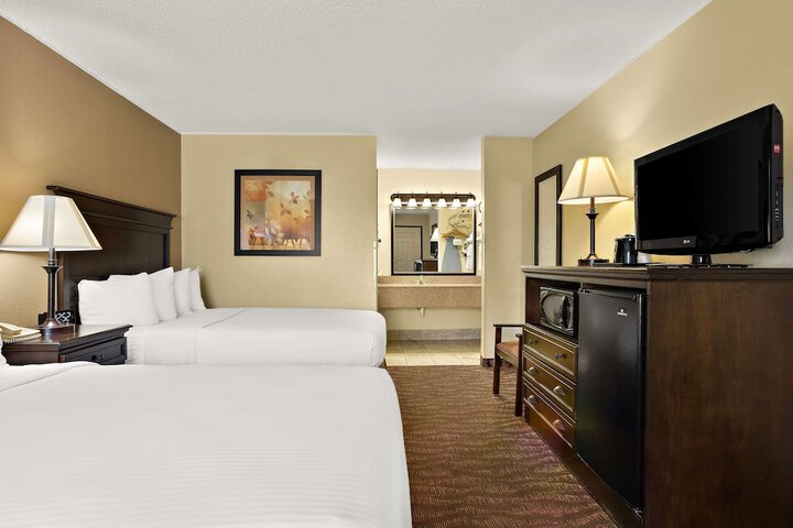 Room 42 of 62